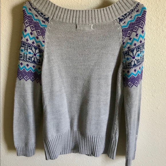 OP Sweater - Picture 3 of 4